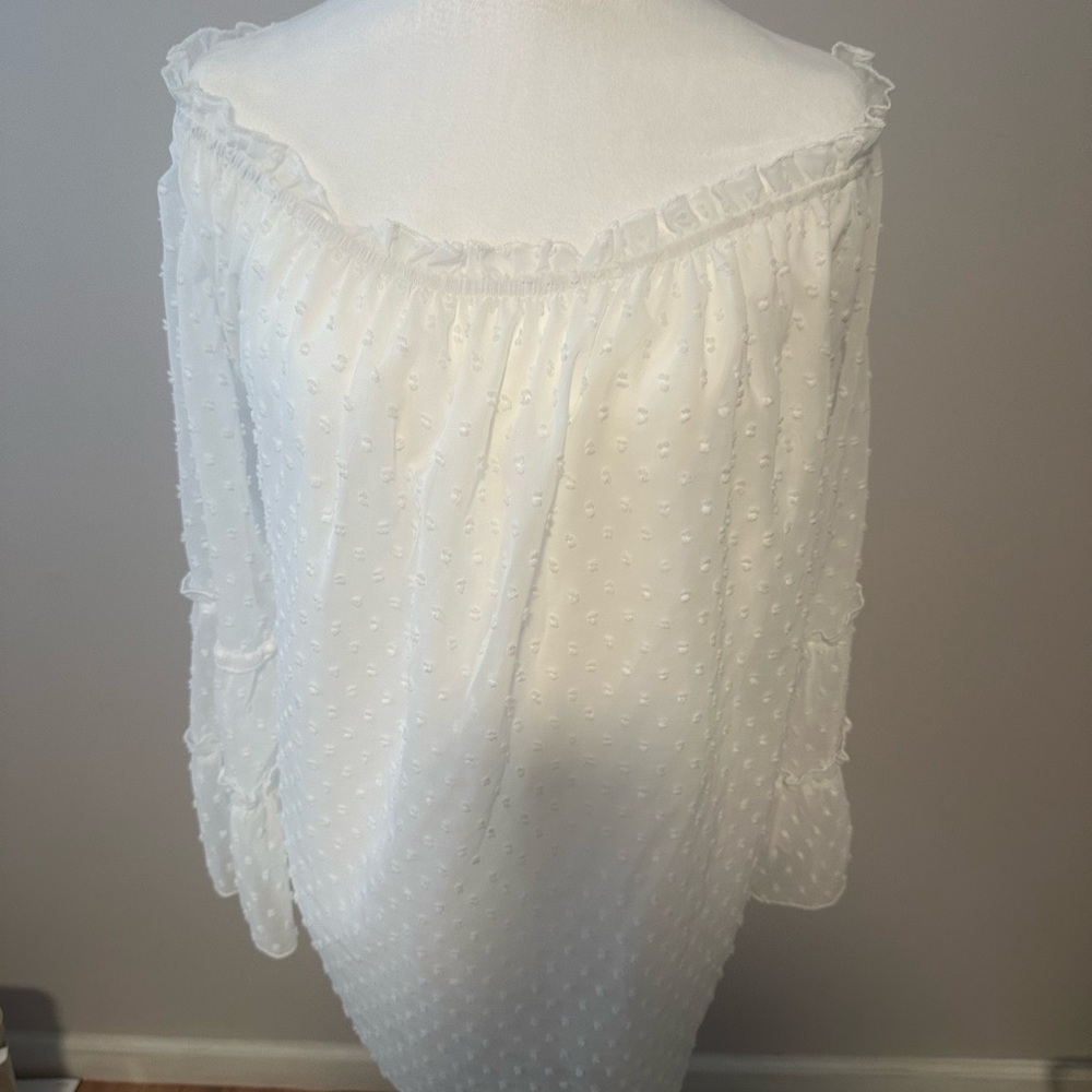 SHEIN White Blouse with Ruffled Edges